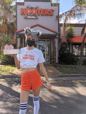 fhooters_03.jpg