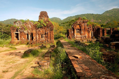 hoi-an-my-son-ruins1-1024x682.jpg