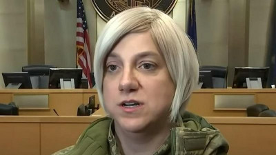 В Америке Сара Эштон занималась журналистикой, а в Украине стала боевым медиком